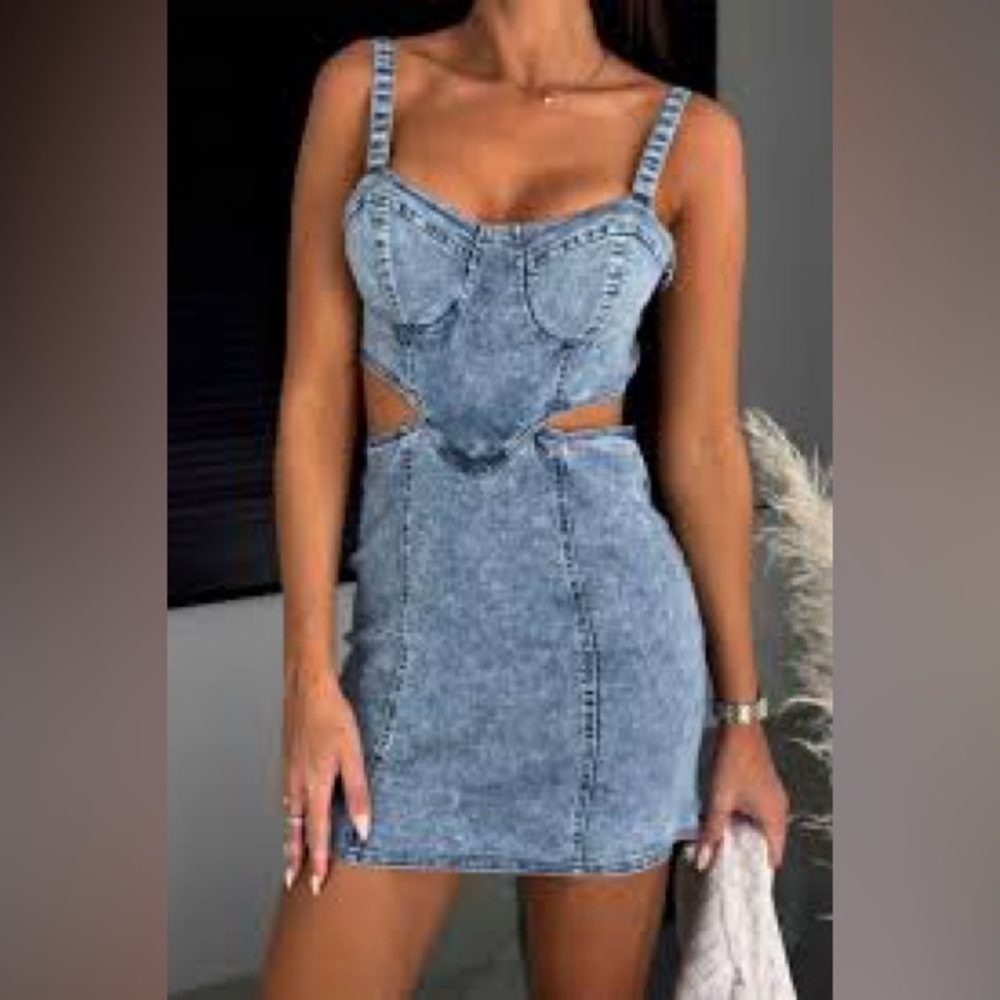 Arolora Denim backless cutout dress!